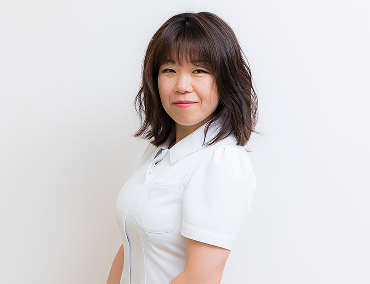 岡田 彩子(旧姓 舘)(おかだ あやこ)